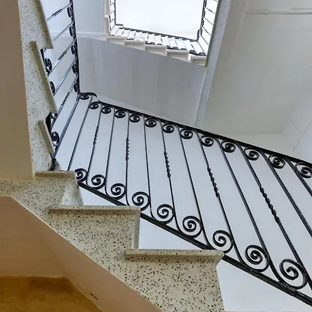 Authentic Townhouse With Backyard In By 360 Estates * Sliema