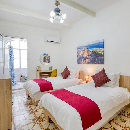 Authentic Townhouse With Backyard In By 360 Estates
