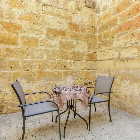 Authentic Townhouse With Backyard In By 360 Estates * Sliema