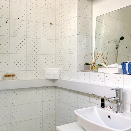 Authentic Townhouse With Backyard In By 360 Estates * Sliema