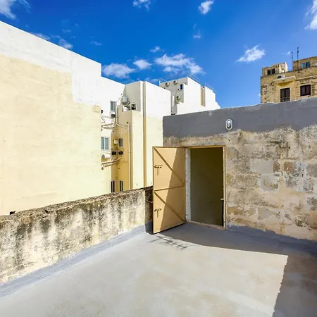 Authentic Townhouse With Backyard In By 360 Estates Sliema