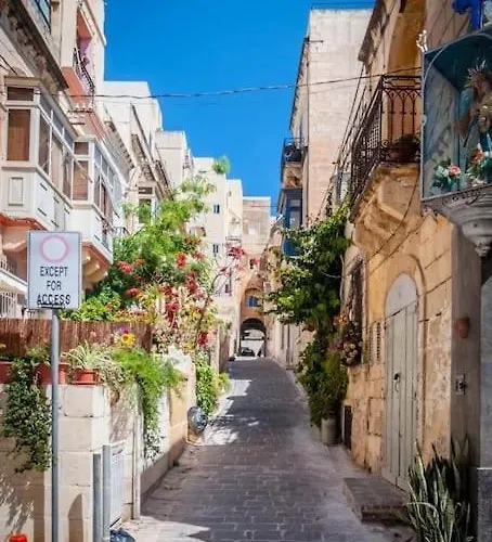 Holiday home Authentic Townhouse With Backyard In By 360 Estates Sliema