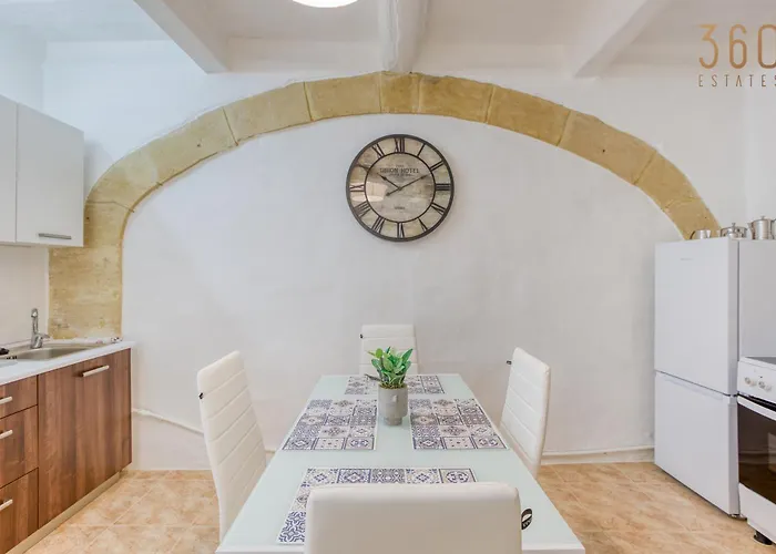 Hébergement de vacances Authentic Townhouse With Backyard In By 360 Estates